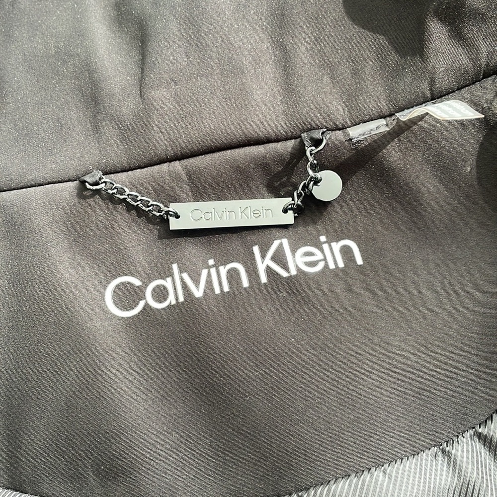 NEW Calvin Klein Softshell Jacket ๐ค - Picture 13 of 15